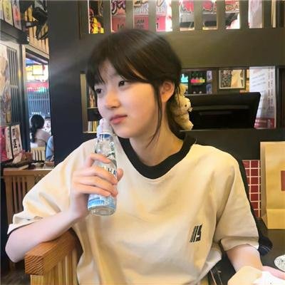 那个女孩的俘虏
